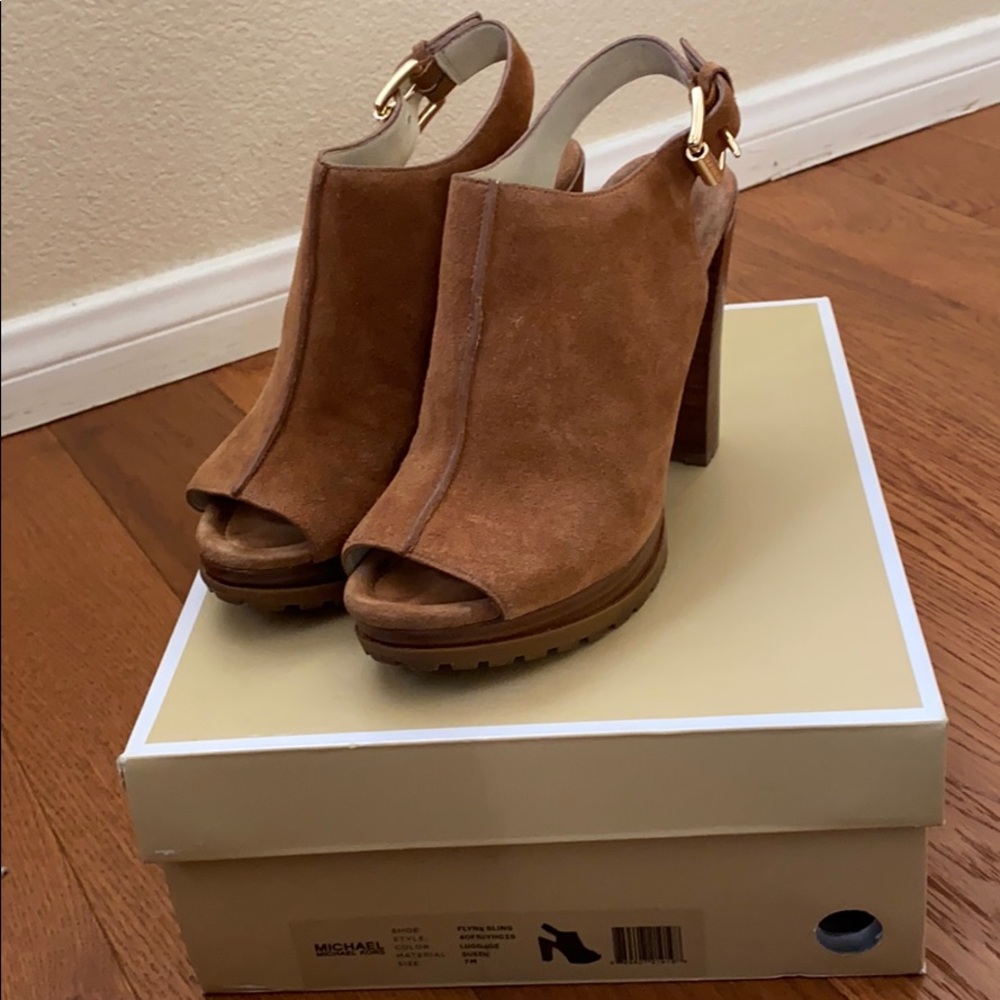 Michael Kors Flynn Sling